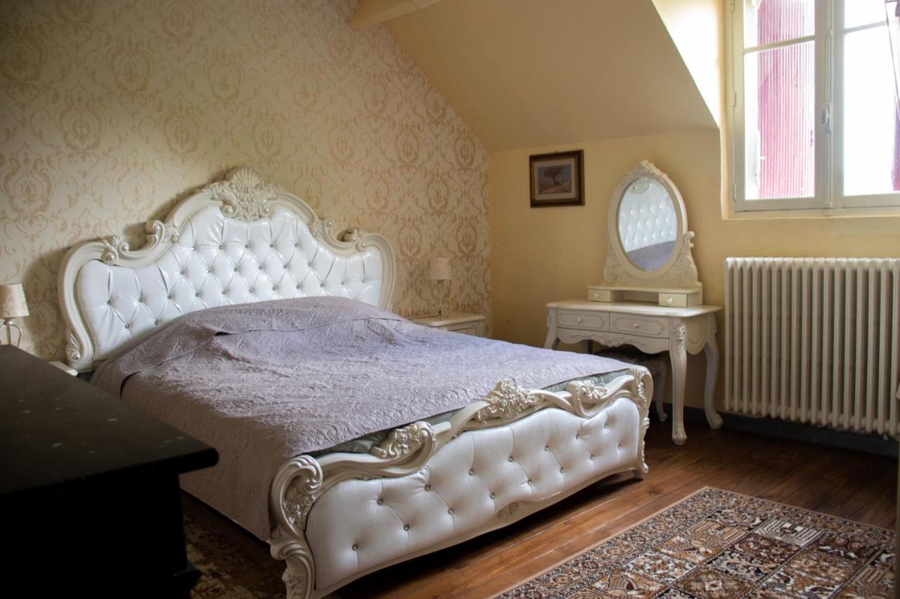 Le Pavillon De St Agnan Hotel Hautefort Kültér fotó