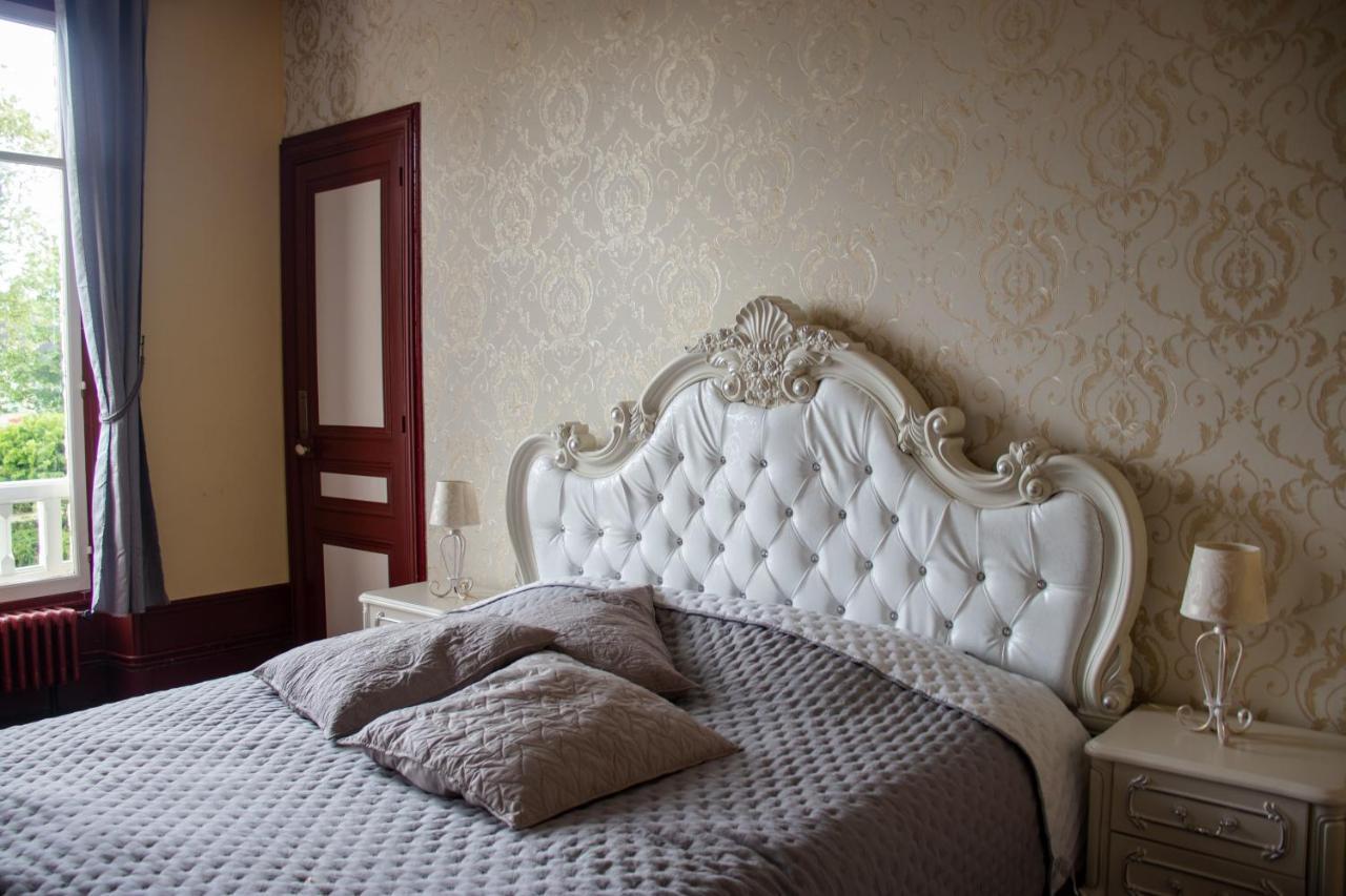 Le Pavillon De St Agnan Hotel Hautefort Kültér fotó