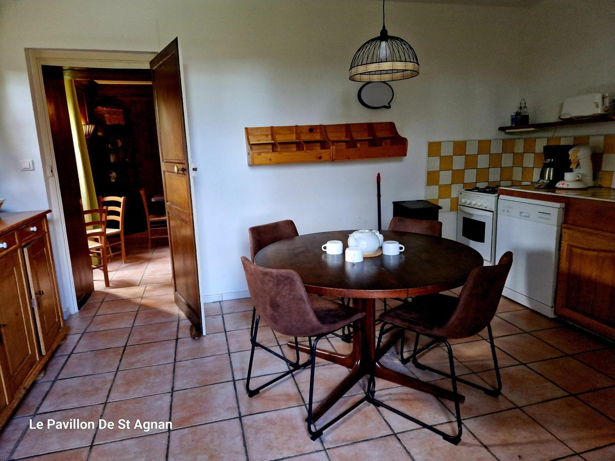 Le Pavillon De St Agnan Hotel Hautefort Kültér fotó