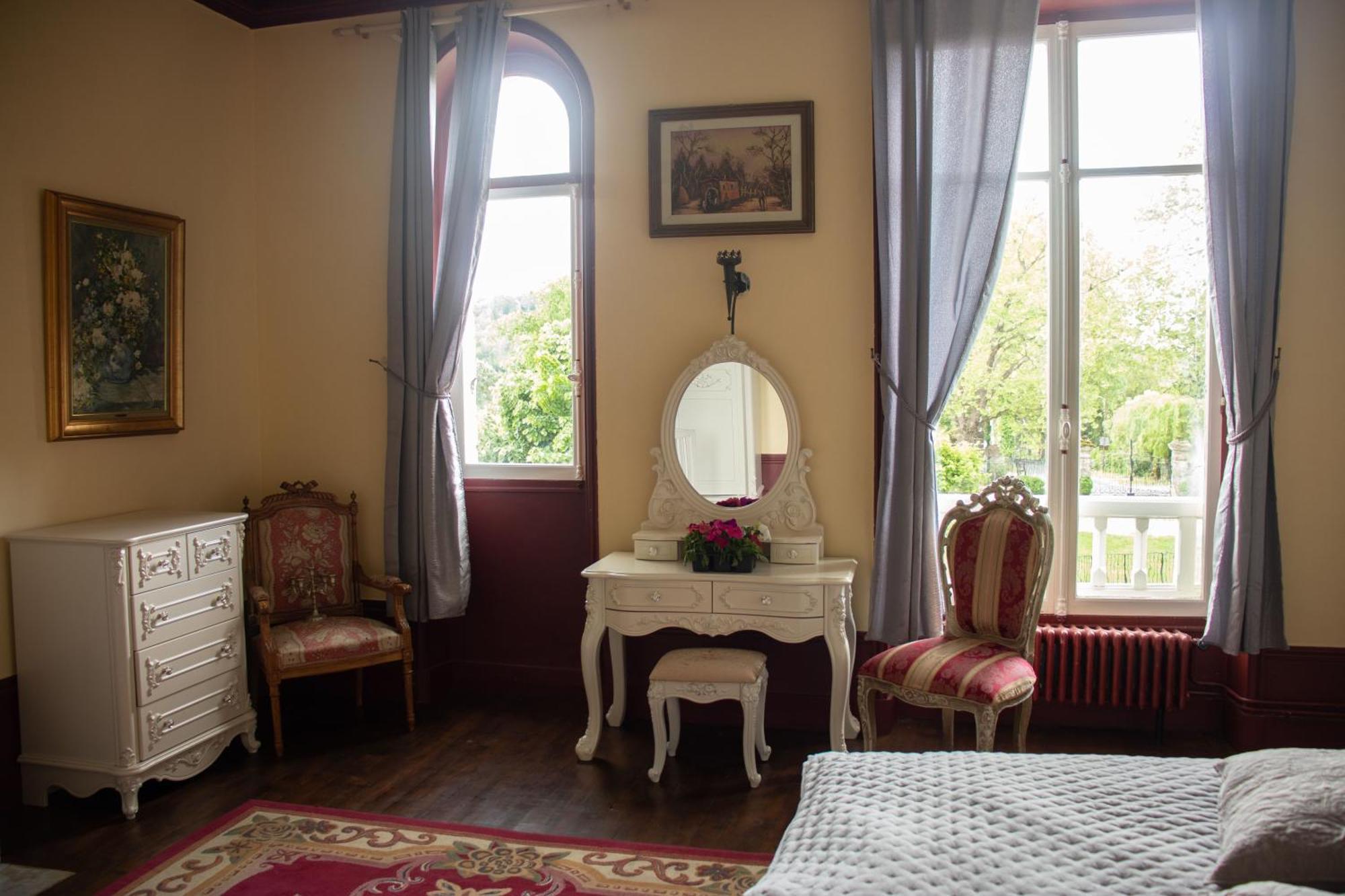 Le Pavillon De St Agnan Hotel Hautefort Kültér fotó