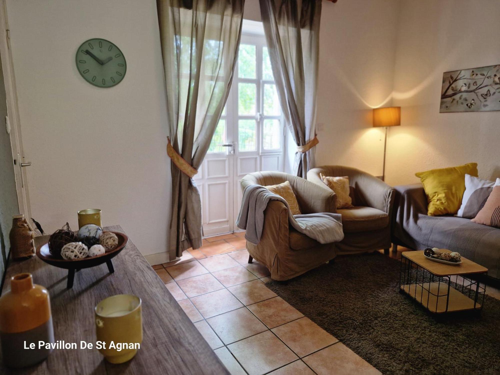 Le Pavillon De St Agnan Hotel Hautefort Kültér fotó